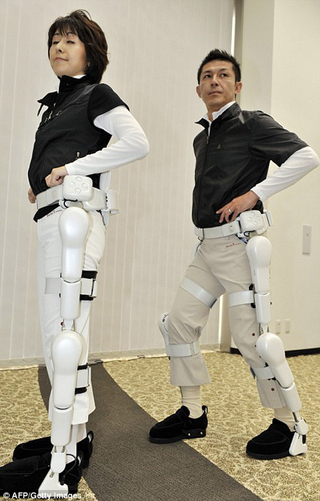 Illustration for article titled HAL Robot Exoskeletons Available for Rent